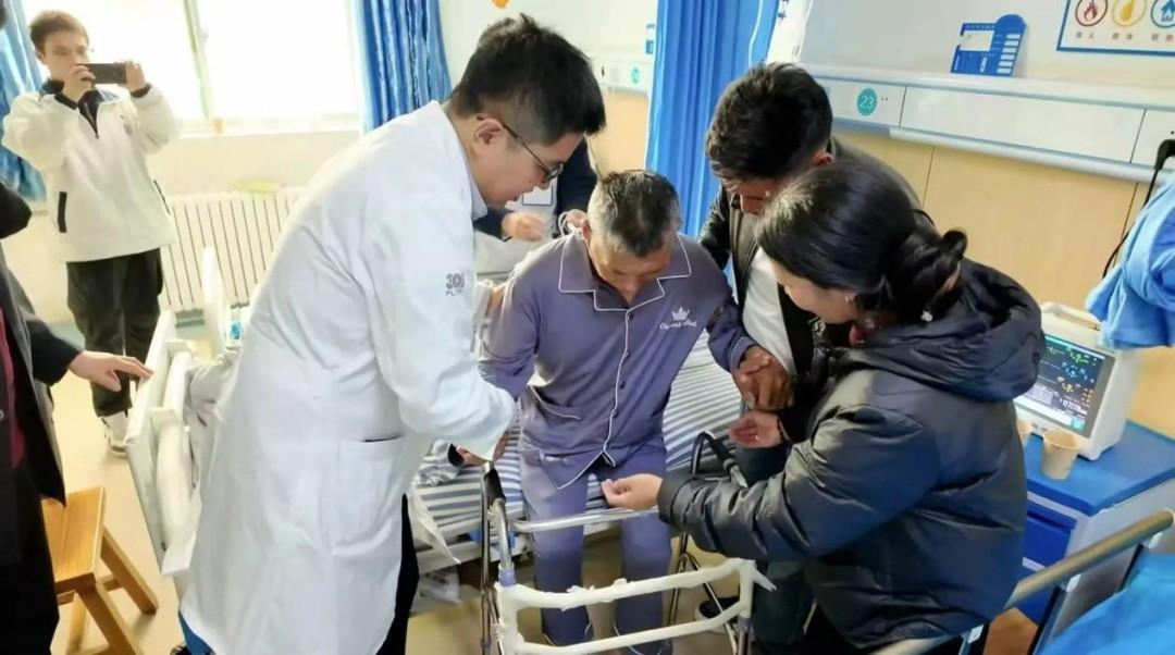 海拔4000米，首例机器人辅助单髁手术圆满成功