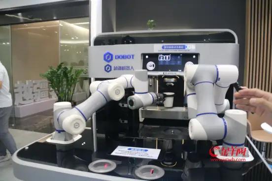 改革开放走在前|能拣货、能调咖!深圳机器人产业迸发新活力