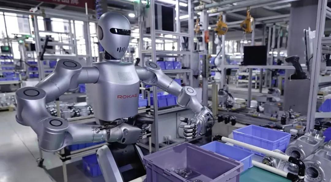 80后北大硕士,用机器人帮小米造车,即将收获一个IPO