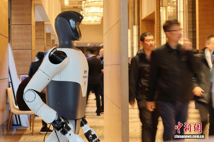 从工厂到咖啡店 沈阳机器人焕发工业城市新活力