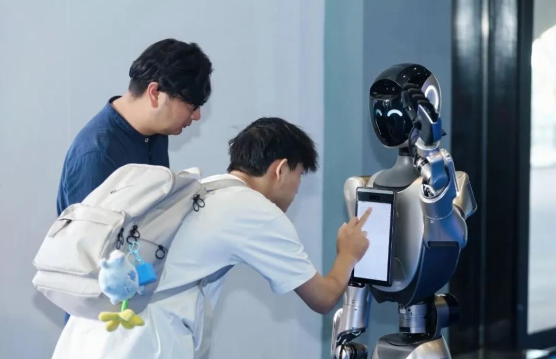 从杭州,接轨中国机器人产业的“母港时代