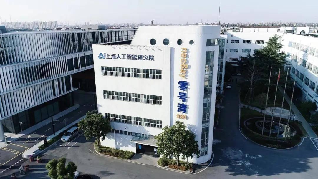 40年的汽车零部件专家,杀入人形机器人赛道