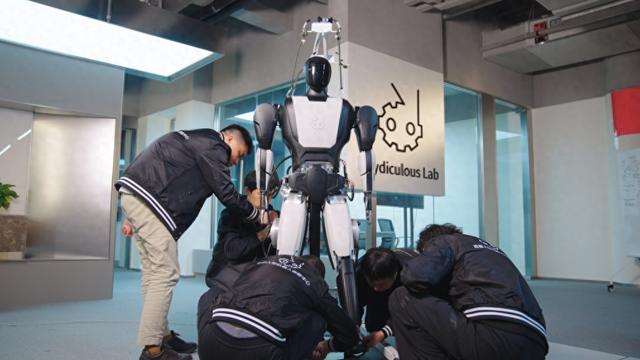 给人形机器人定“国标”！成都团队参与→