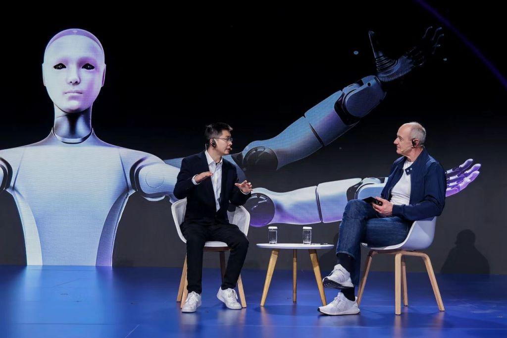 宇树科技CEO：机器人任意动作生成、自主出招对打，六个月后可实现