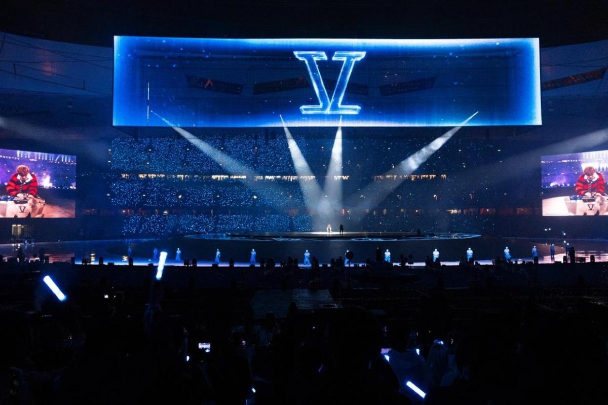 天九领航打造机器人演艺新标杆 科技赋能巨星鸟巢演唱会新场景